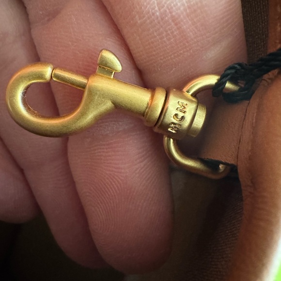 MCM XL Leni Shopper in Visetos Tote Bag, Purse. NWT Authentic $980 - Picture 11 of 16